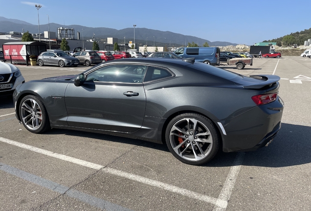 Chevrolet Camaro SS 2016 50th Anniversary