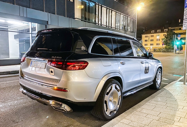 Mercedes-Maybach GLS 600 2024