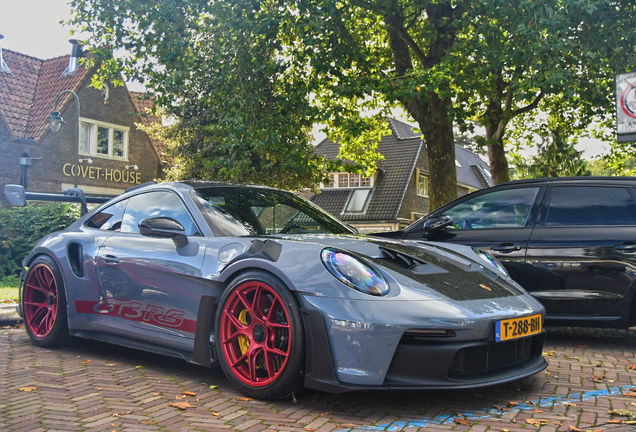 Porsche 992 GT3 RS Weissach Package