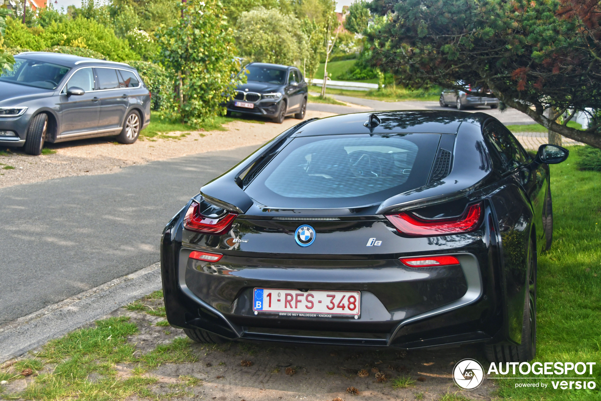 BMW i8