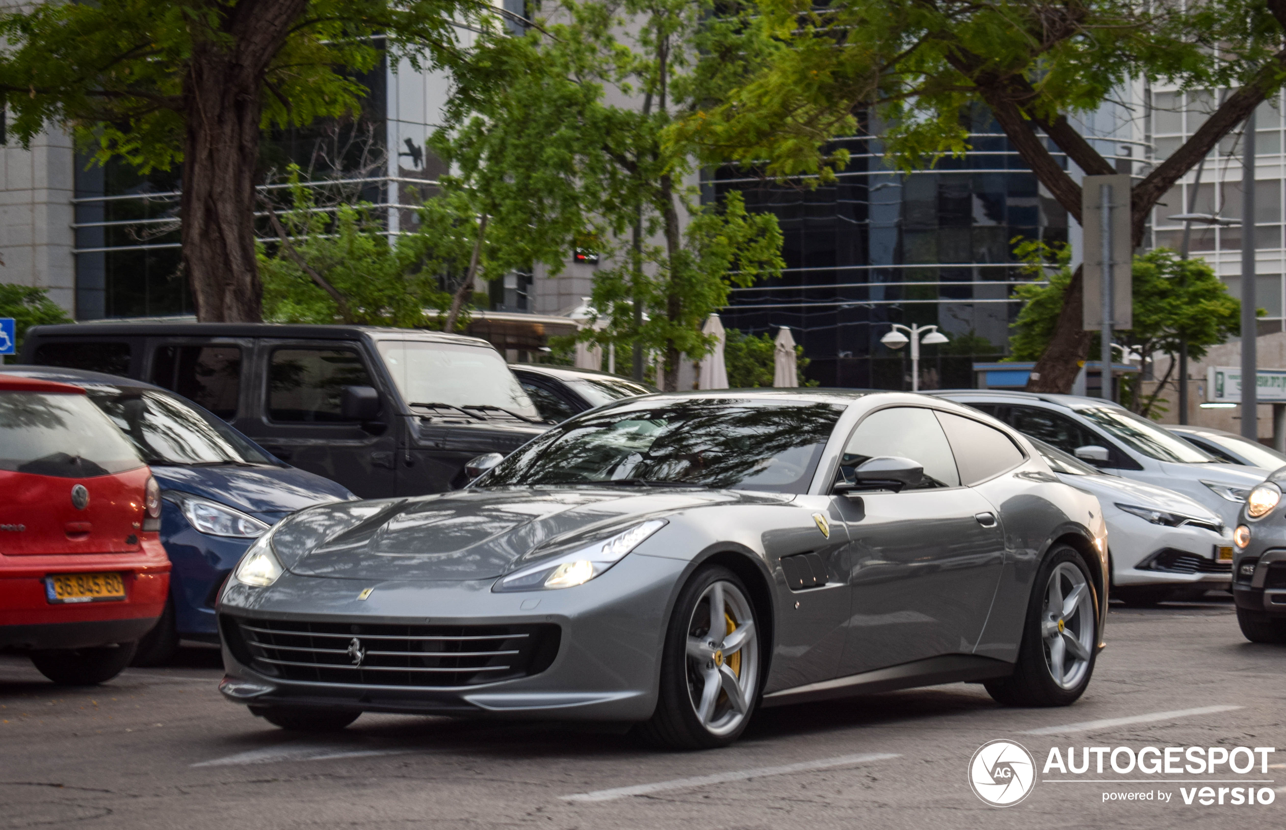 Ferrari GTC4Lusso T