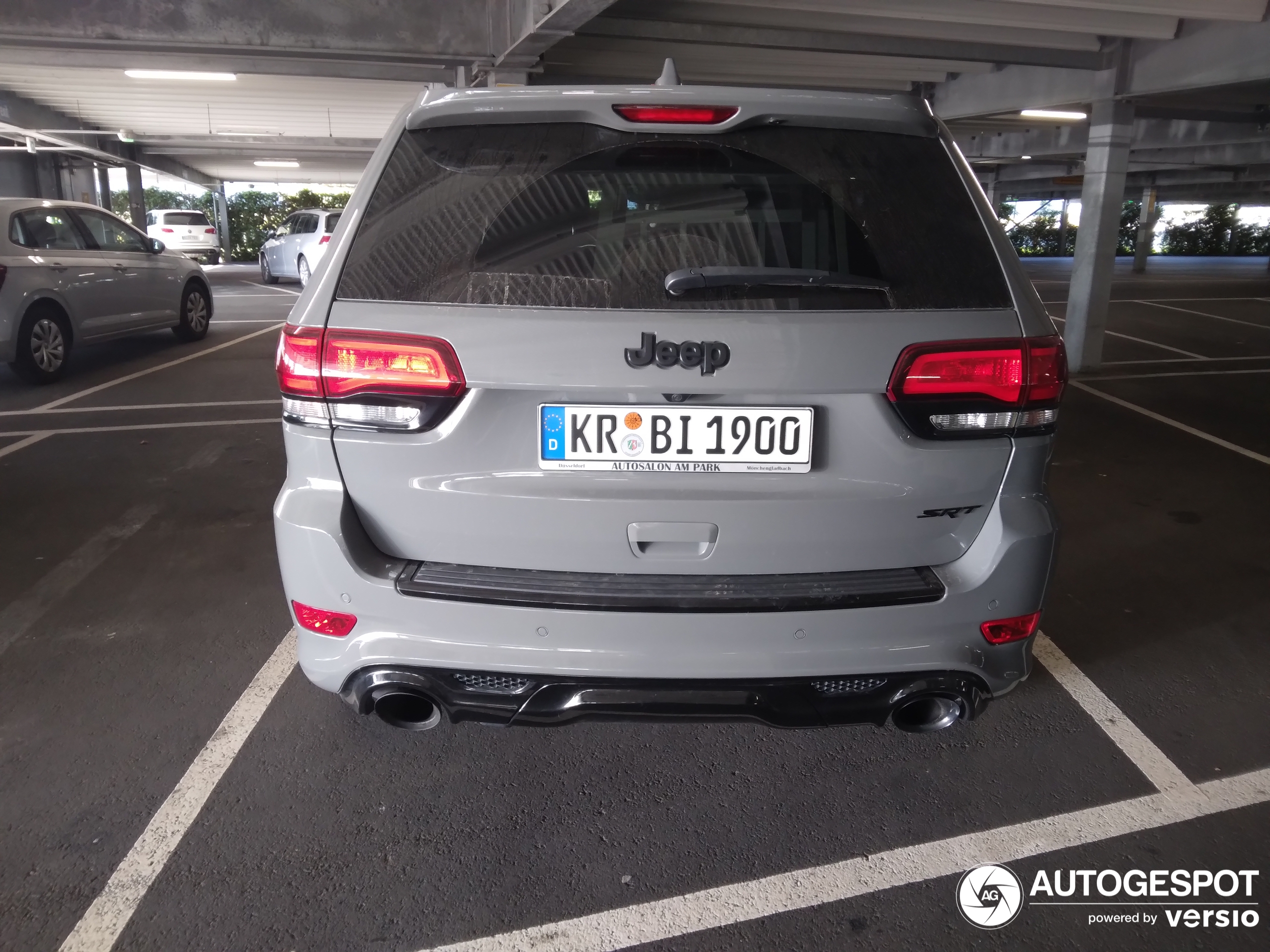 Jeep Grand Cherokee SRT 2013