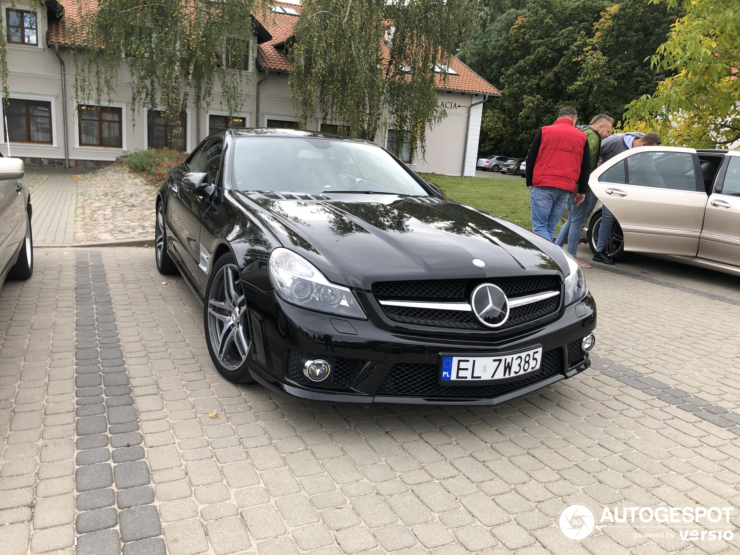 Mercedes-Benz SL 63 AMG