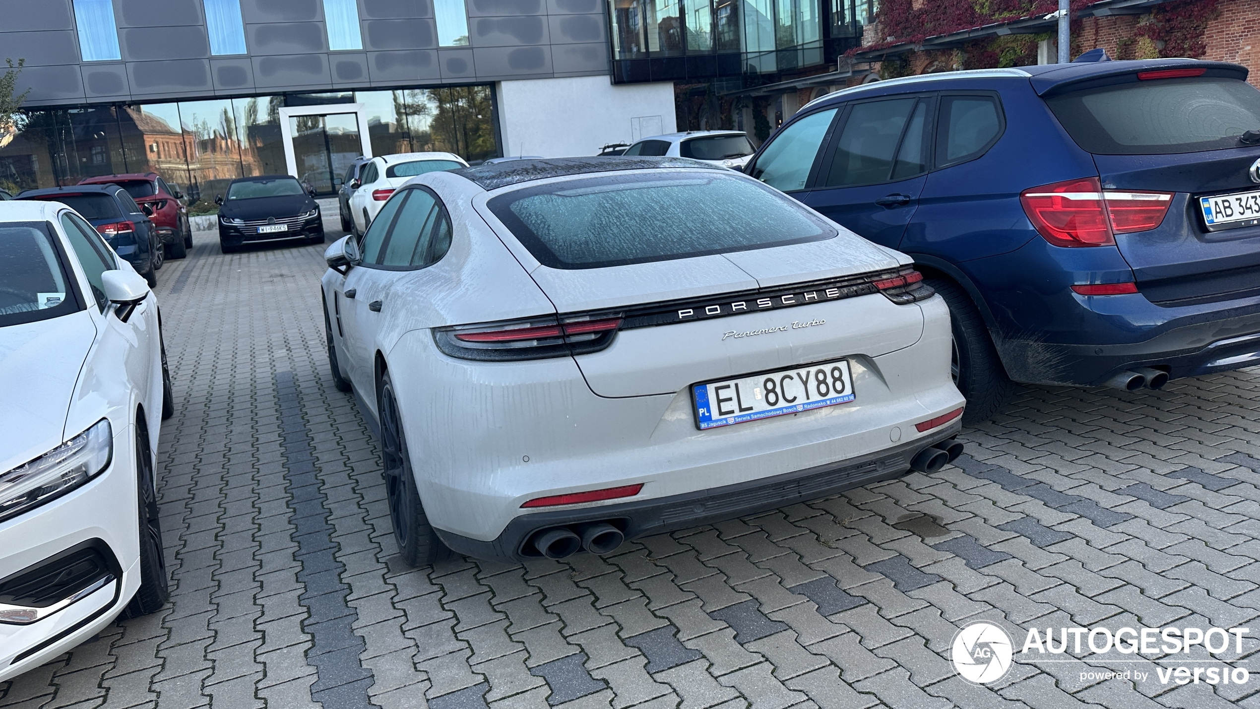 Porsche 971 Panamera Turbo