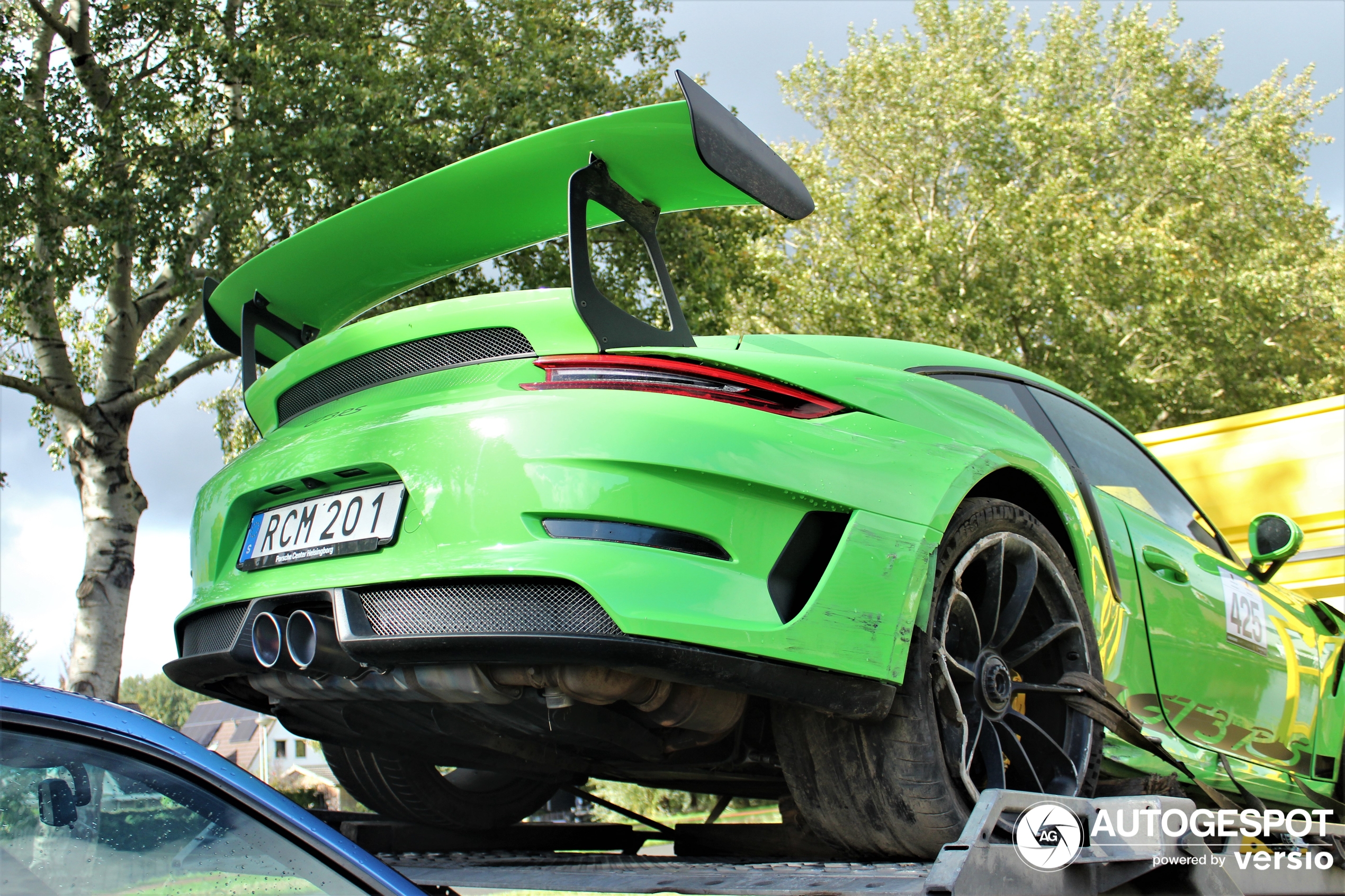 An frightening sight of this GT3 RS