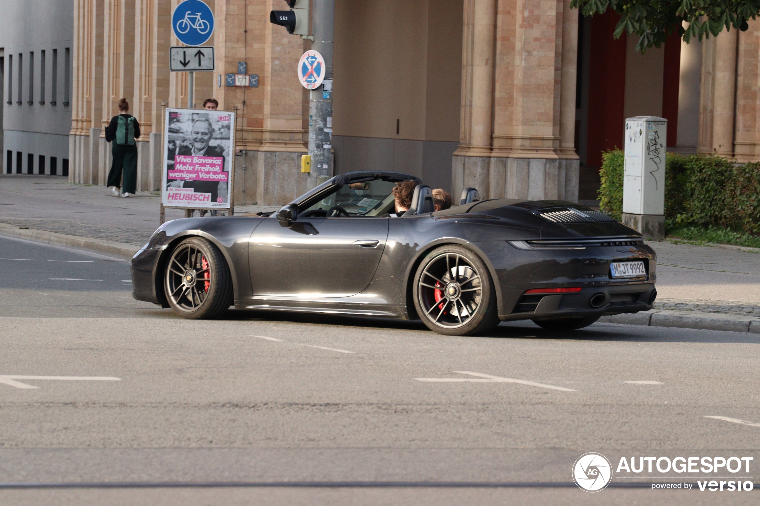 Porsche 992 Carrera GTS Cabriolet