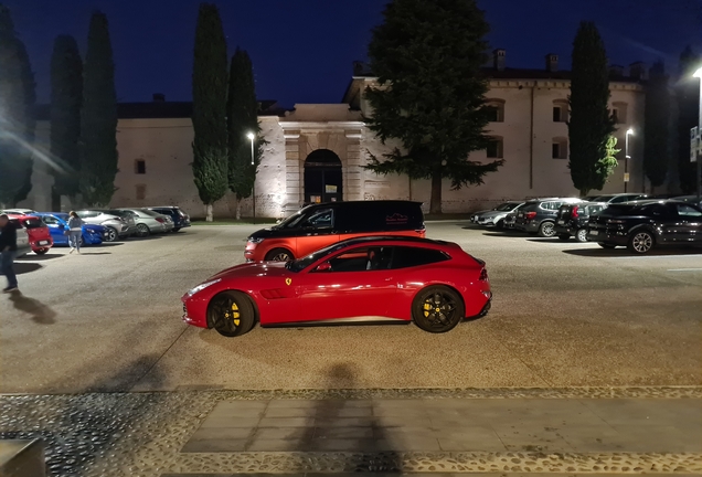 Ferrari GTC4Lusso