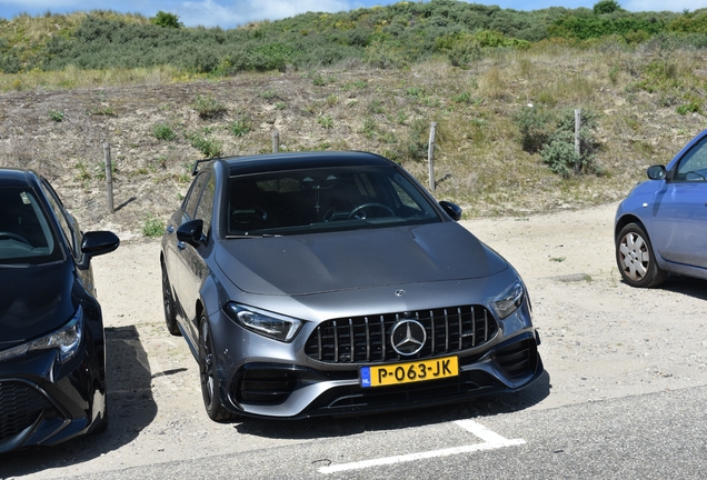 Mercedes-AMG A 45 S W177