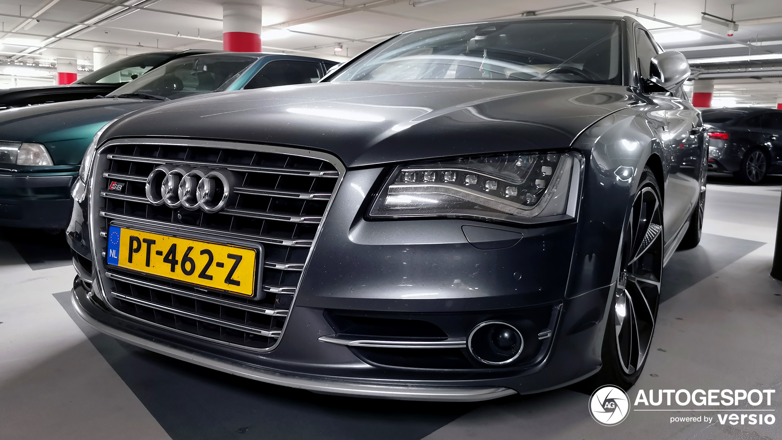 Audi S8 D4