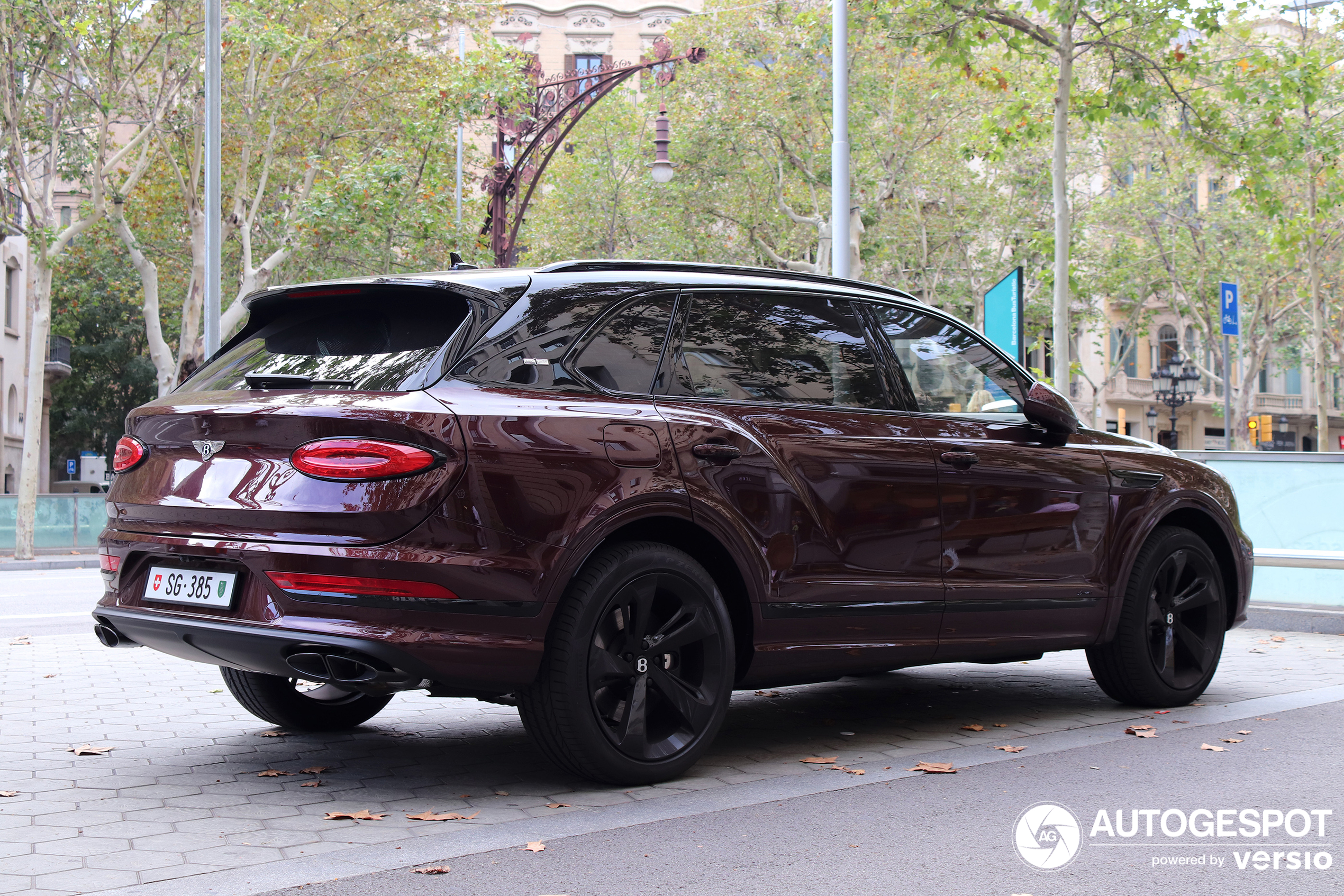 Bentley Bentayga Azure EWB First Edition