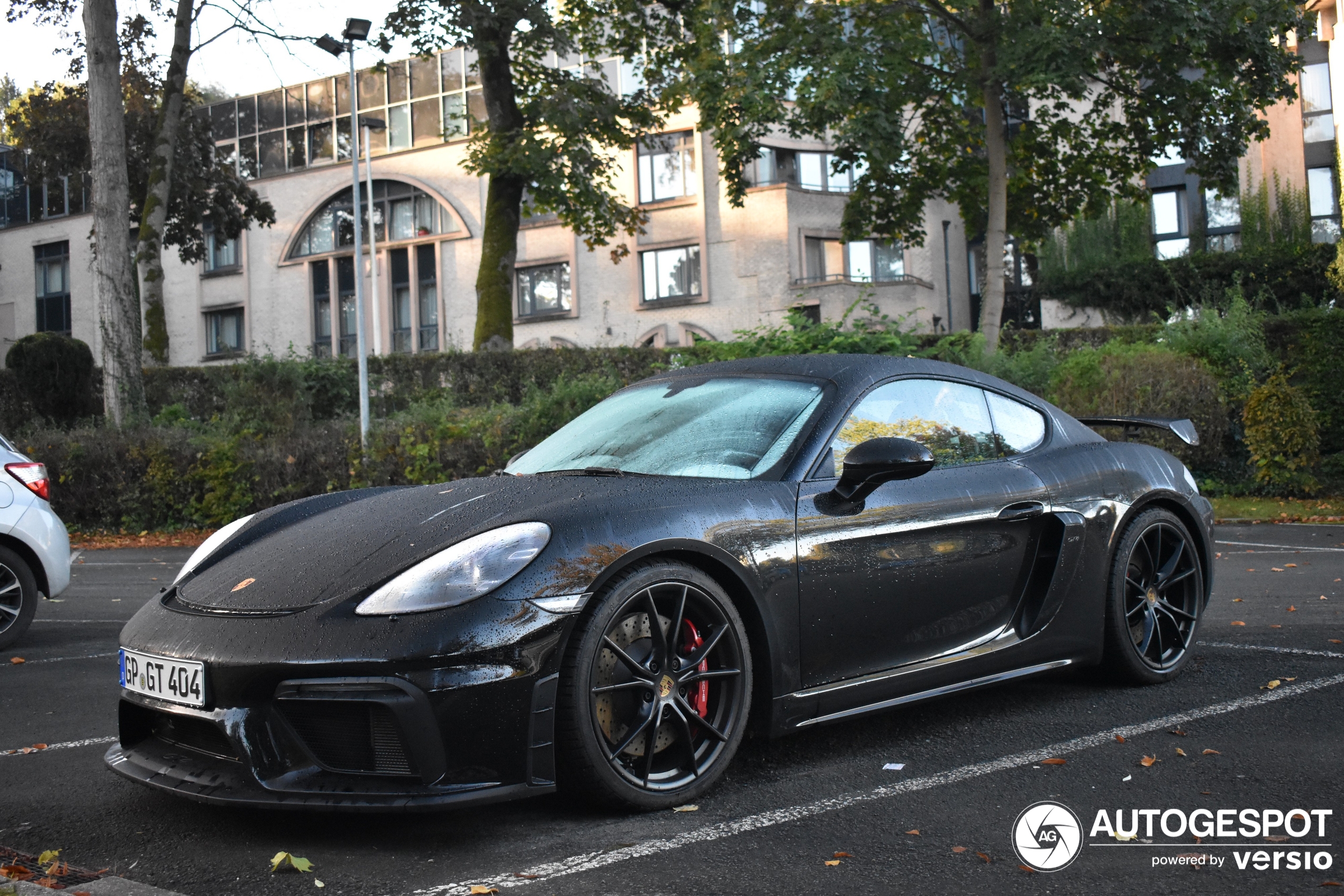 Porsche 718 Cayman GT4