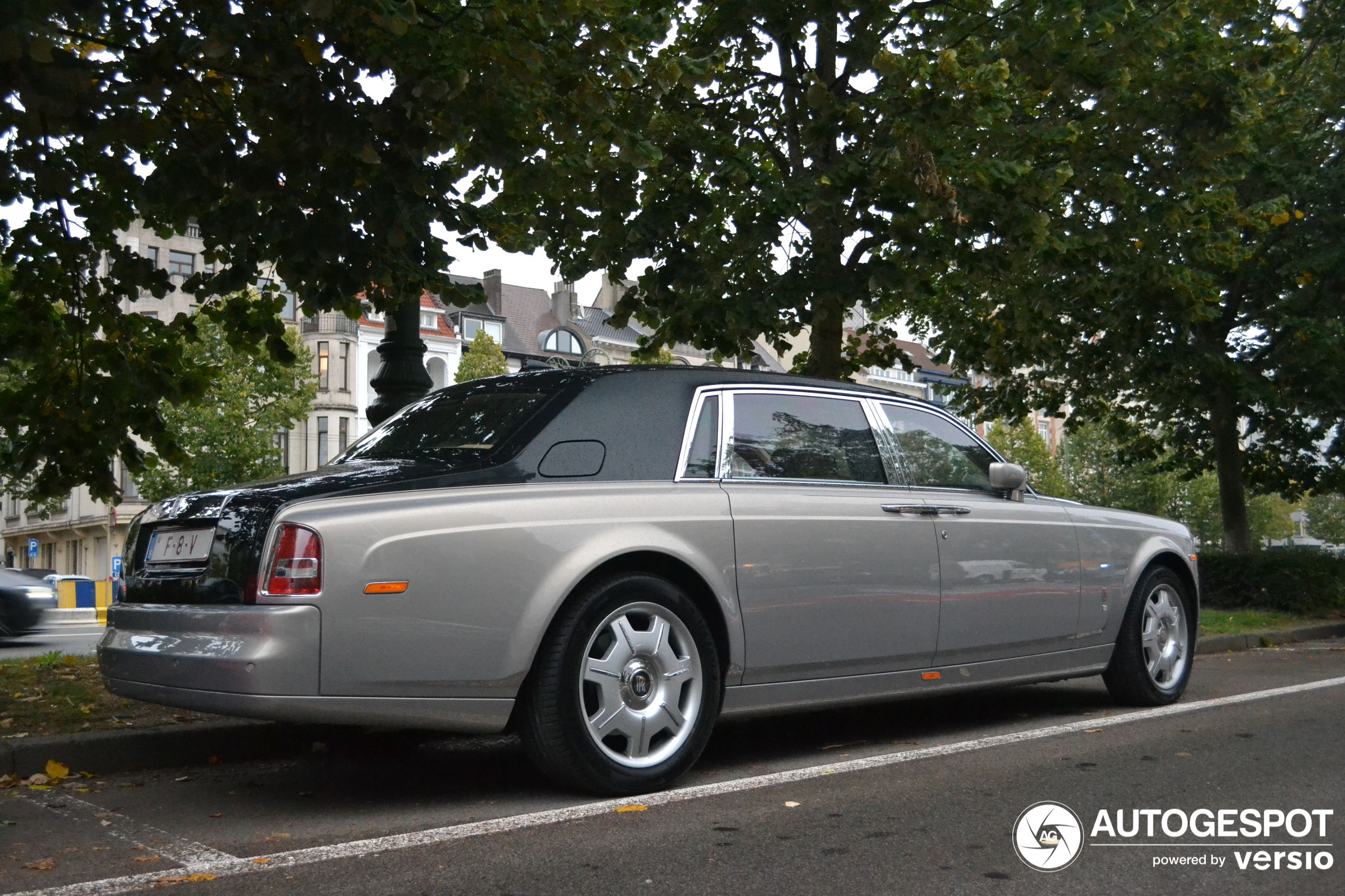 Rolls-Royce Phantom EWB