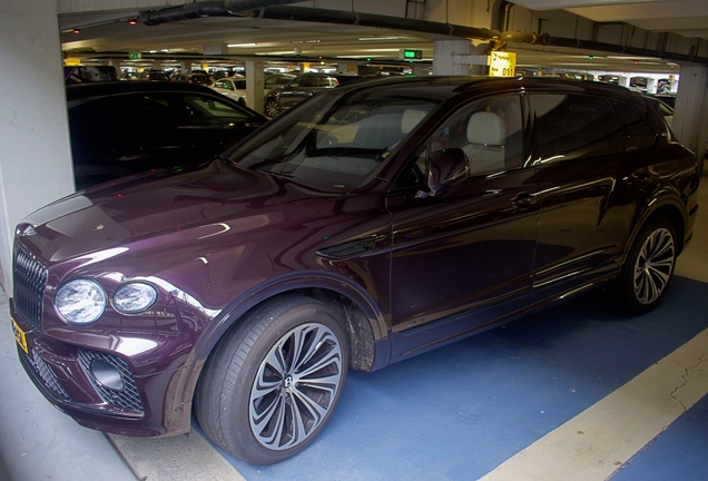 Bentley Bentayga Azure EWB First Edition