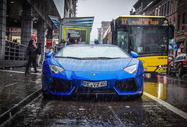 Lamborghini Aventador LP700-4