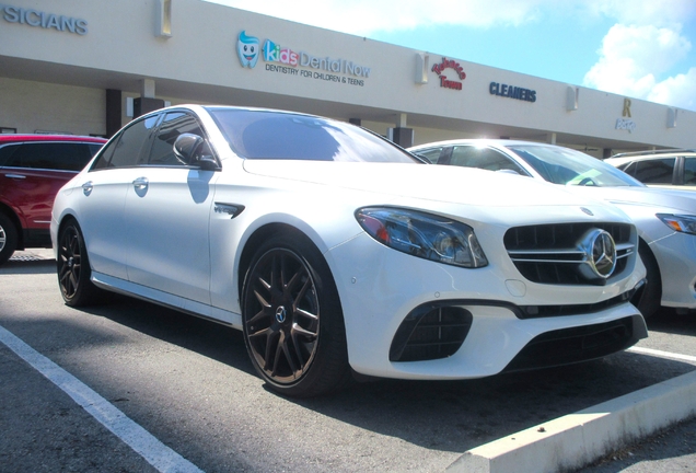 Mercedes-AMG E 63 S W213