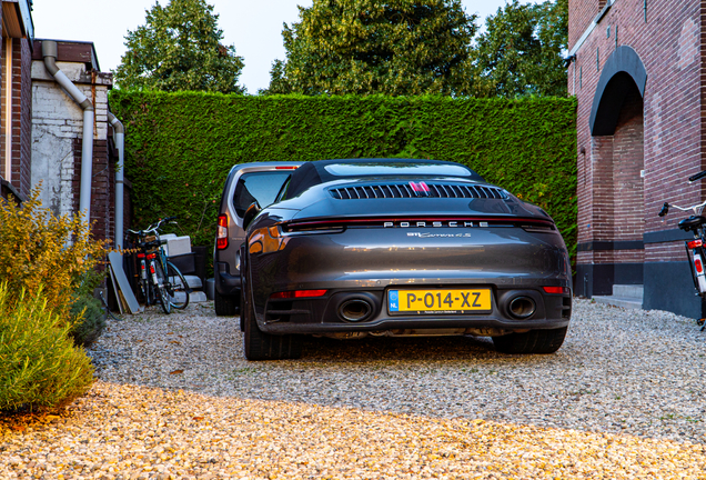 Porsche 992 Carrera 4S Cabriolet