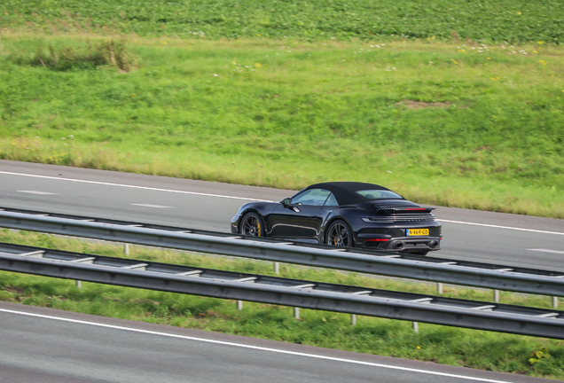 Porsche 992 Turbo S Cabriolet