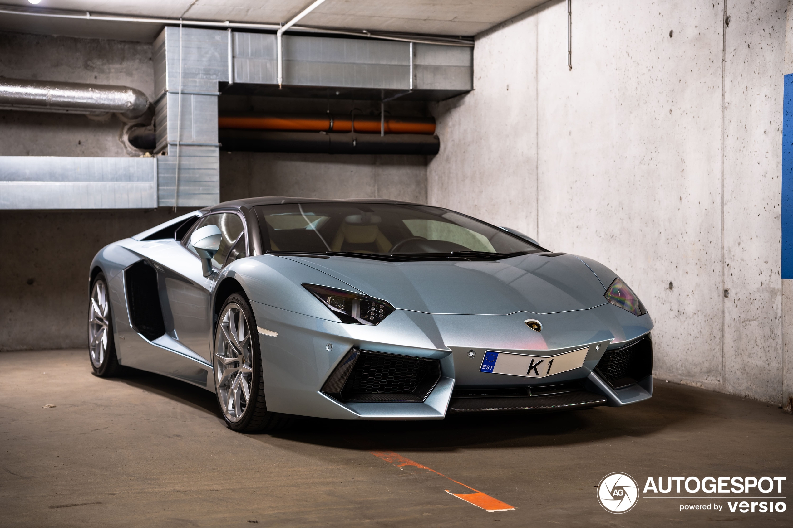 Lamborghini Aventador LP700-4 Roadster - 17 October 2023 - Autogespot