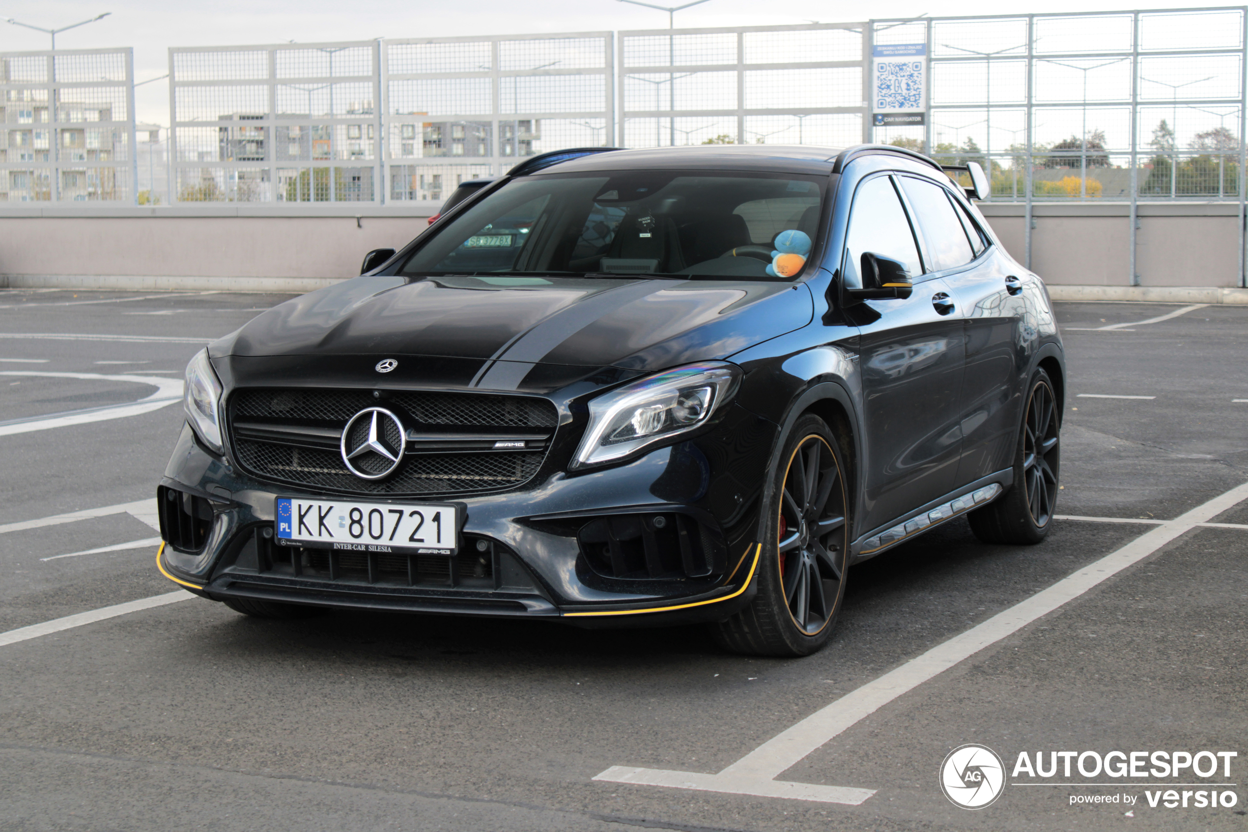 Mercedes-AMG GLA 45 X156 Yellow Night Edition