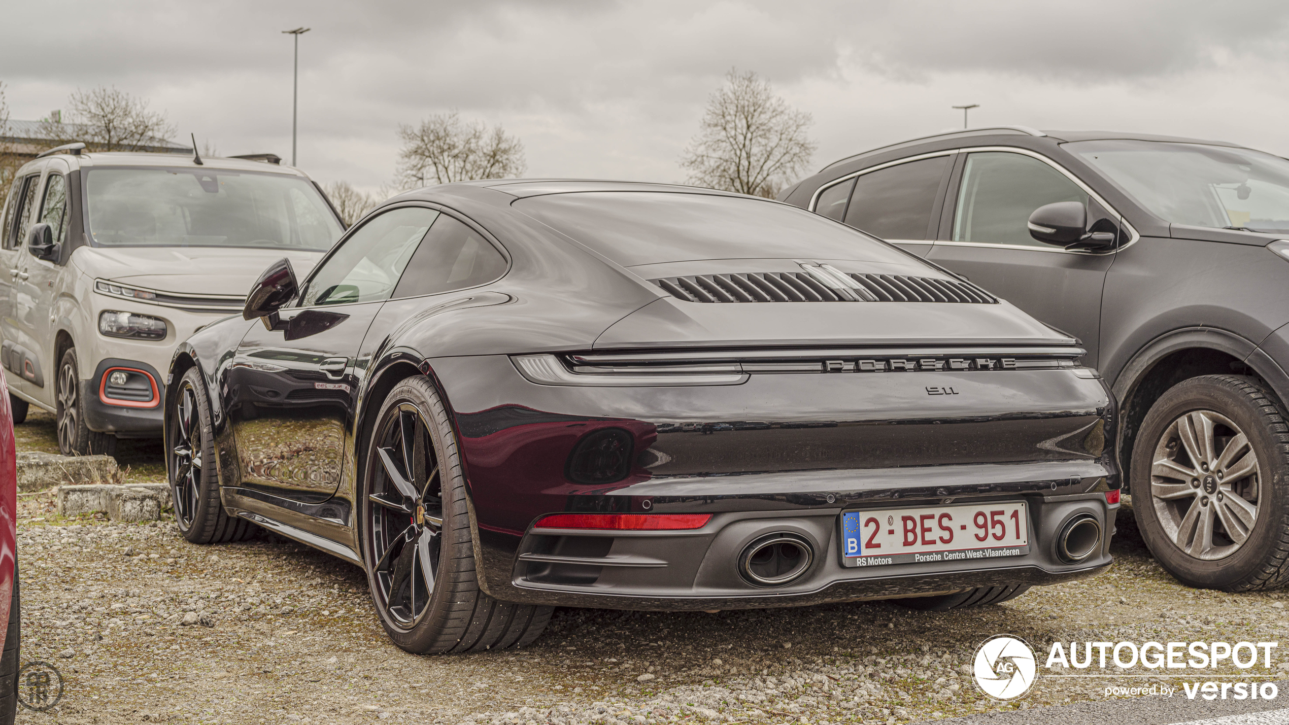 Porsche 992 Carrera 4S