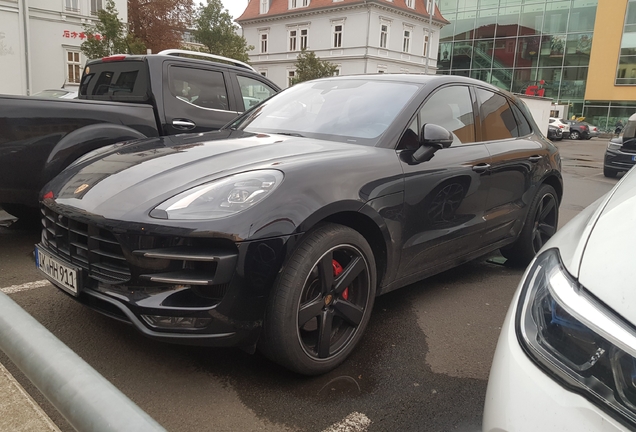 Porsche 95B Macan Turbo