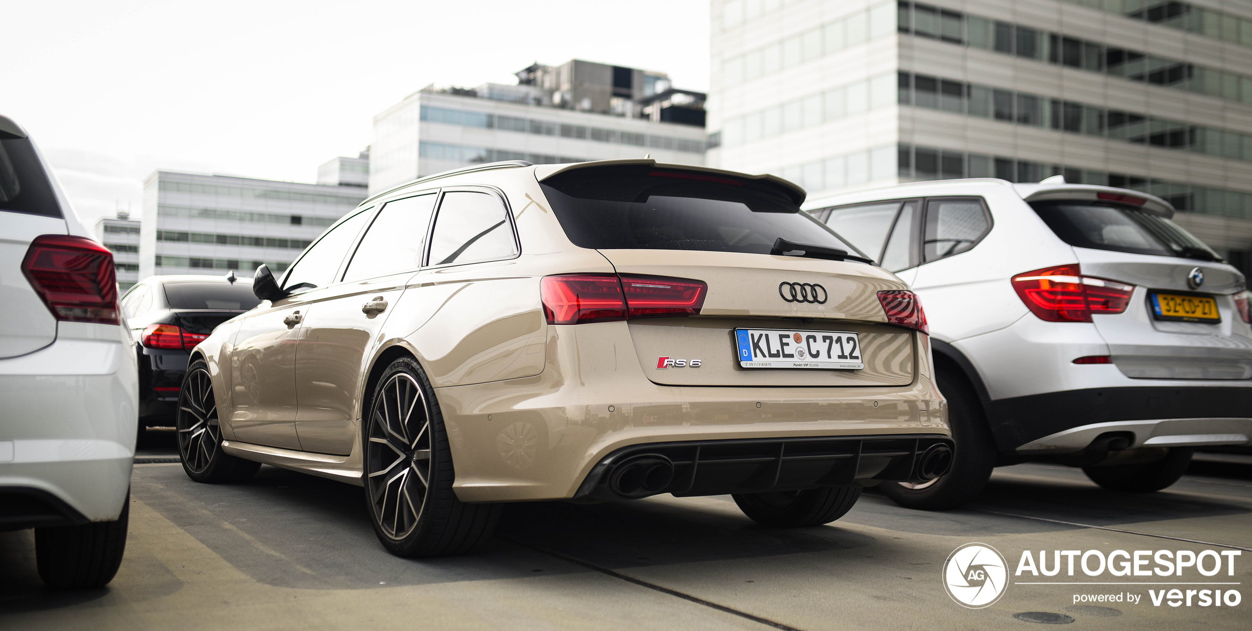 Audi RS6 Avant C7 2015