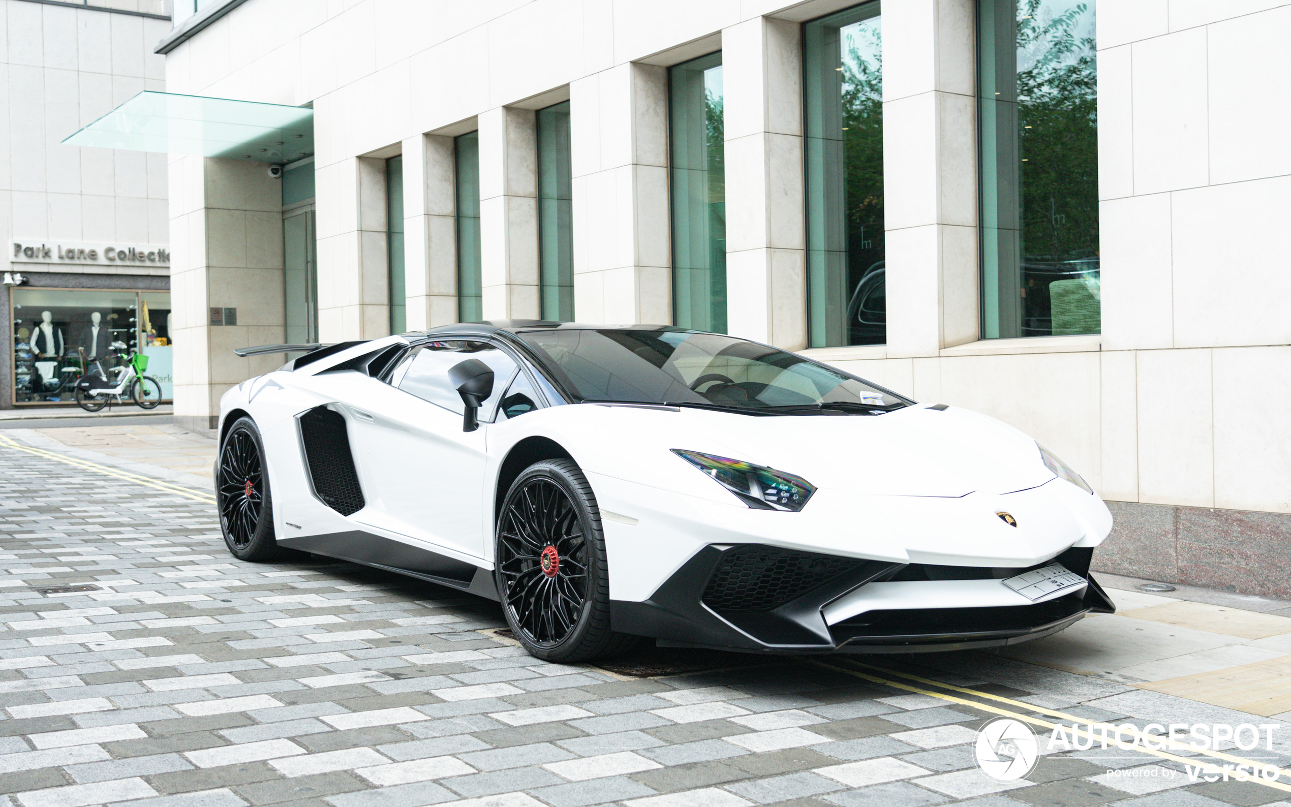 Lamborghini Aventador LP750-4 SuperVeloce Roadster