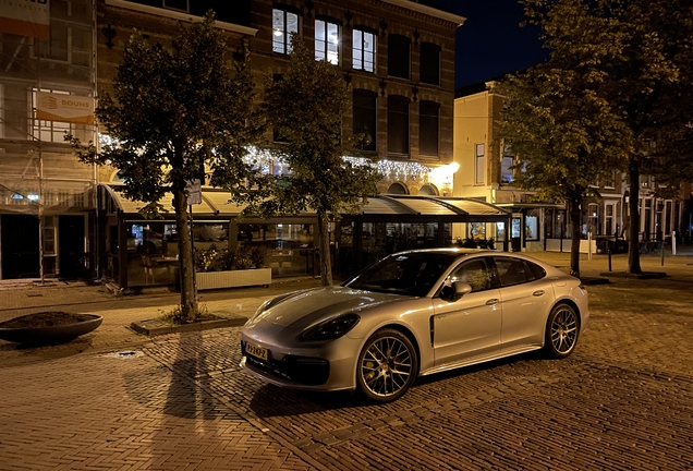 Porsche 971 Panamera Turbo S E-Hybrid