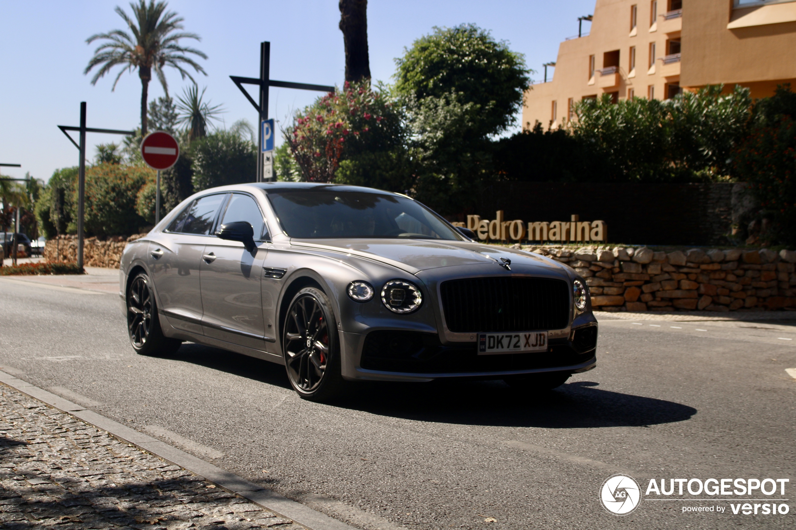 Bentley Flying Spur V8 S 2023