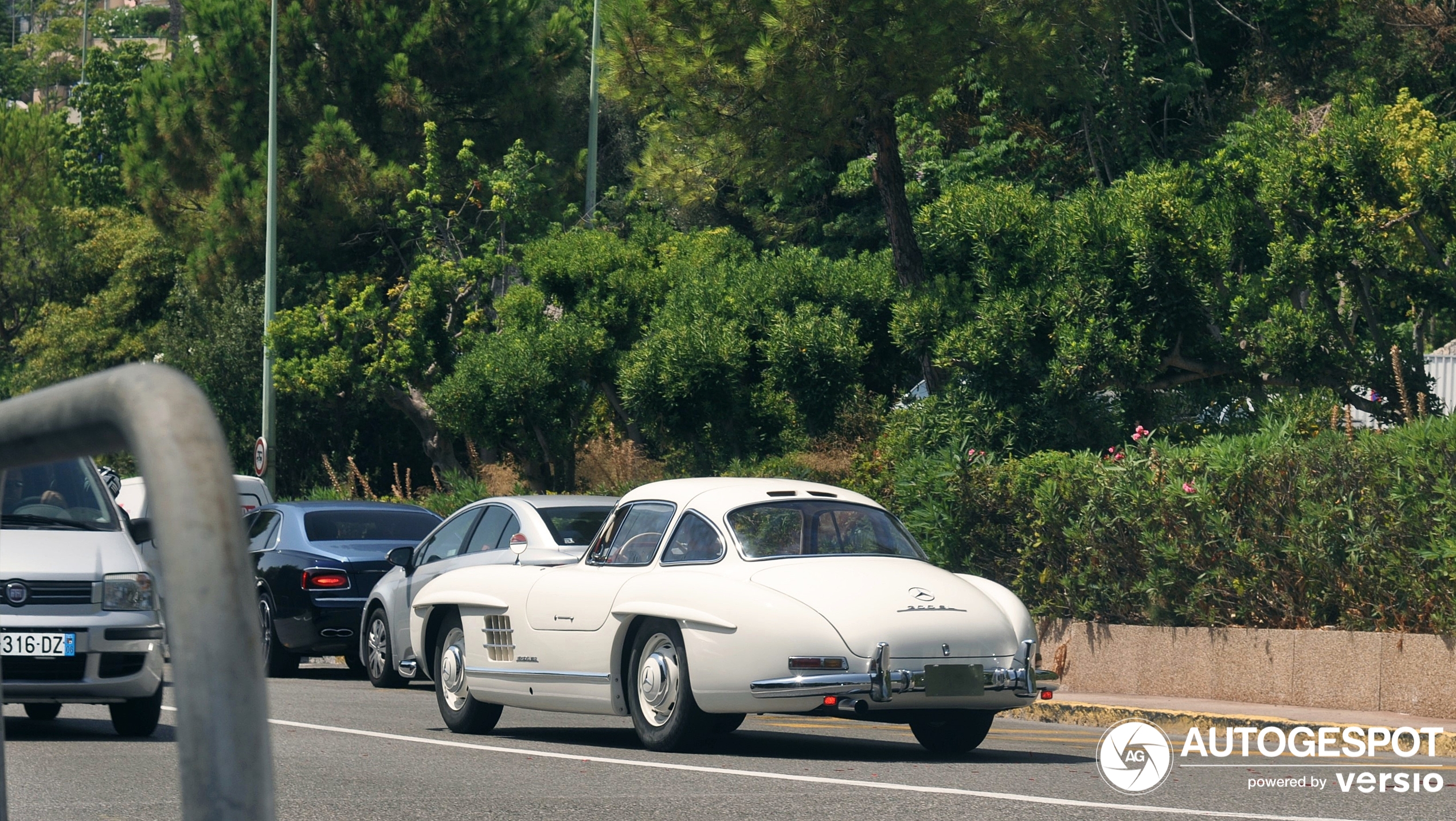 The legendary 300 SL emerges in the South of France.