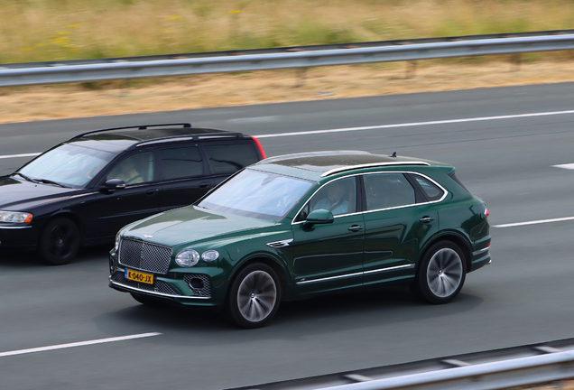 Bentley Bentayga V8 2021