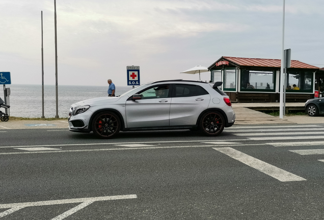 Mercedes-AMG GLA 45 X156