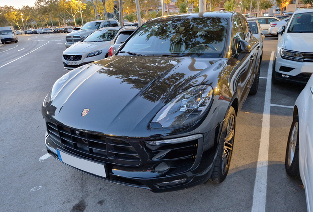 Porsche 95B Macan GTS