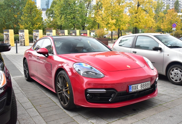 Porsche 971 Panamera Turbo S E-Hybrid