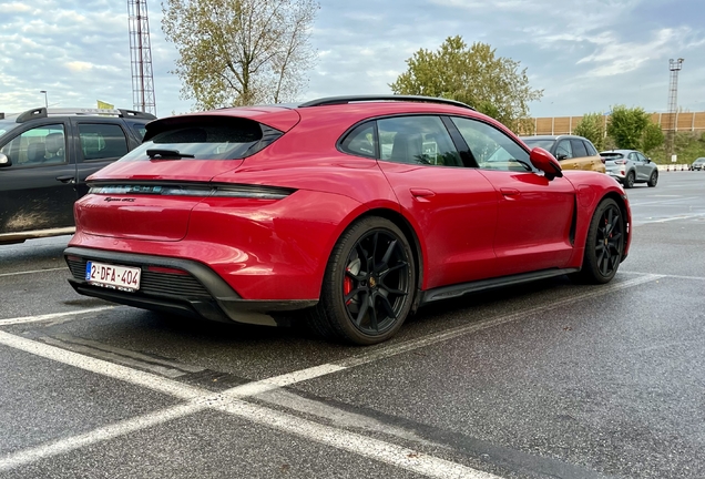 Porsche Taycan GTS Sport Turismo