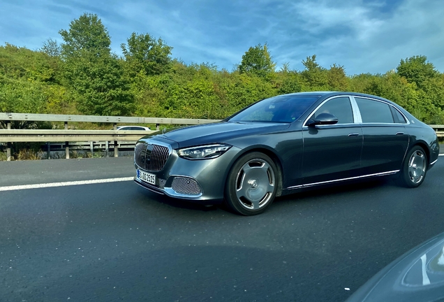 Mercedes-Maybach S 680 X223