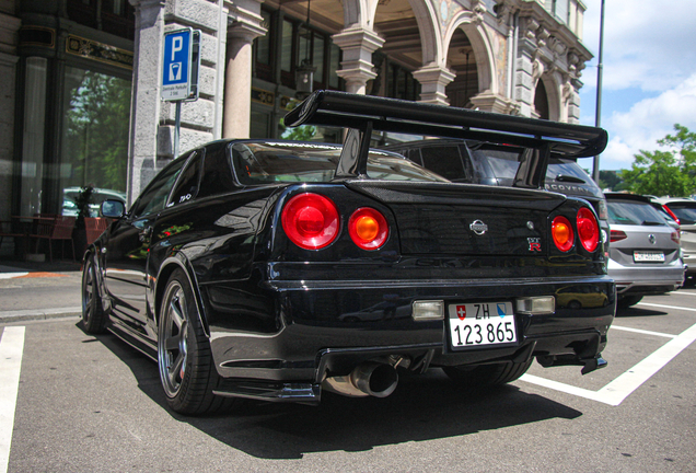 Nissan Skyline R34 GT-R