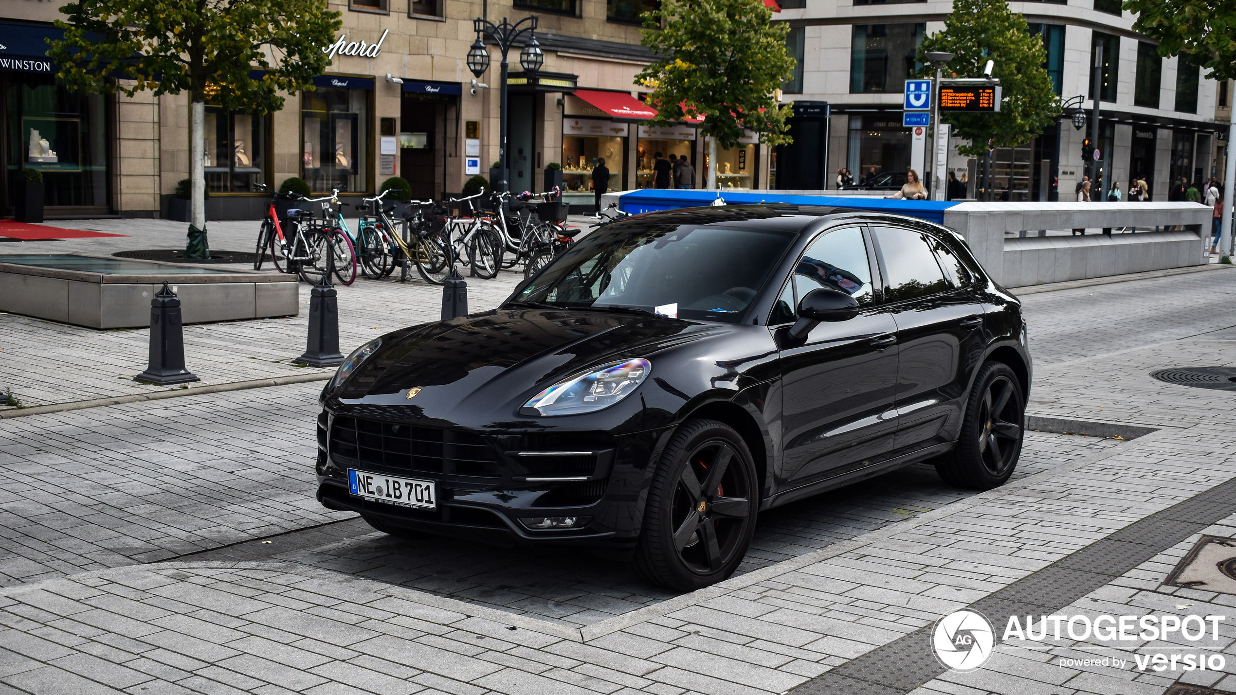 Porsche 95B Macan Turbo