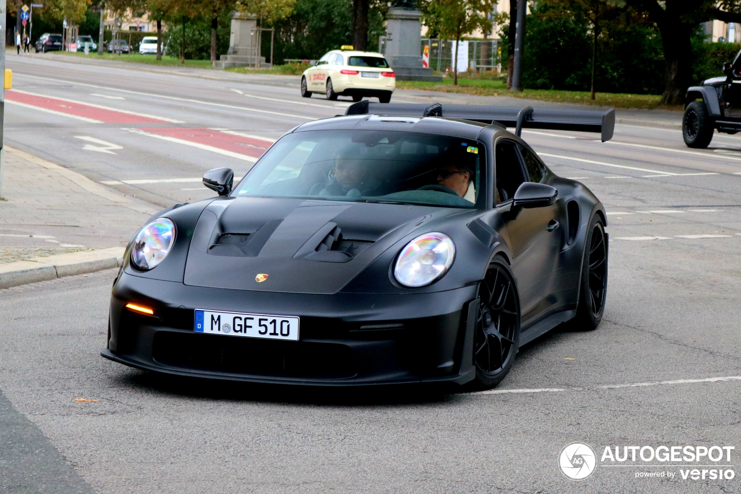 Porsche 992 GT3 RS Weissach Package