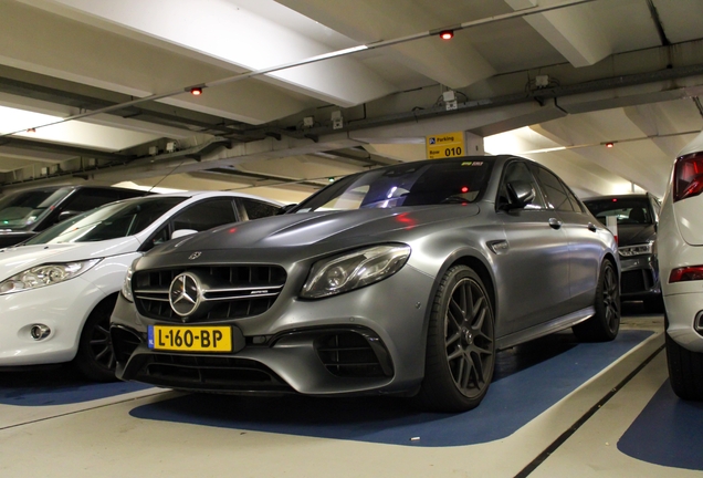 Mercedes-AMG E 63 S W213