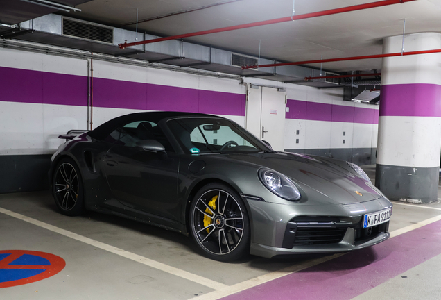 Porsche 992 Turbo S Cabriolet