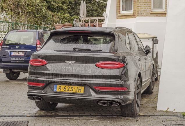 Bentley Bentayga Hybrid 2021