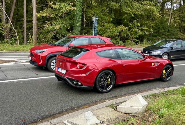 Ferrari FF