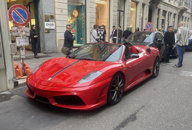 Ferrari Scuderia Spider 16M