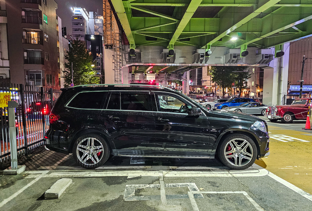 Mercedes-Benz GL 63 AMG X166