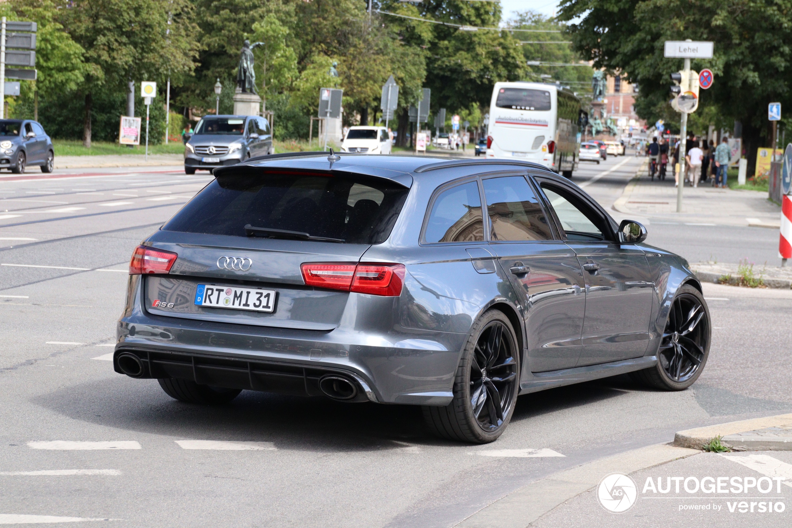 Audi RS6 Avant C7