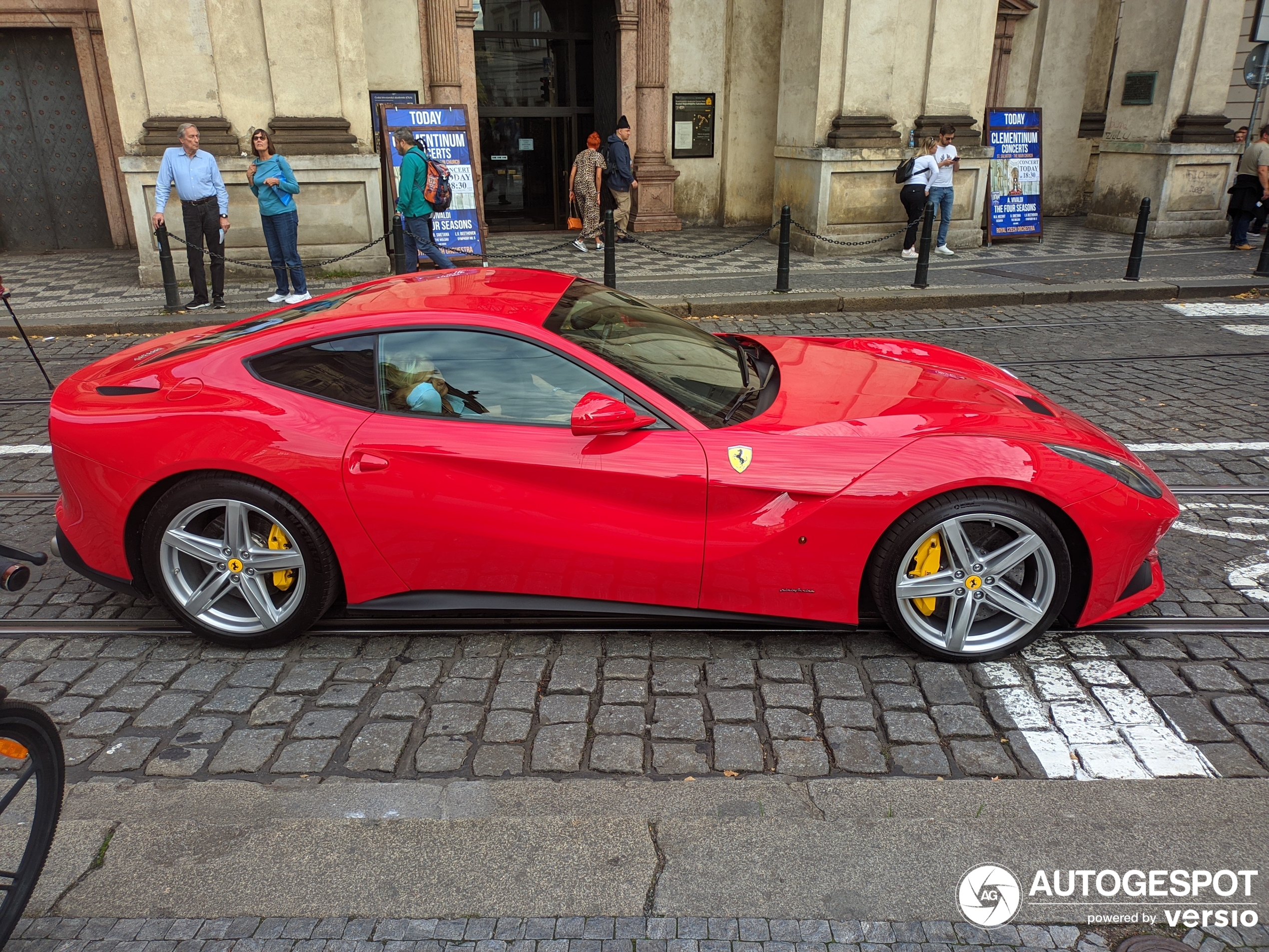 Ferrari F12berlinetta