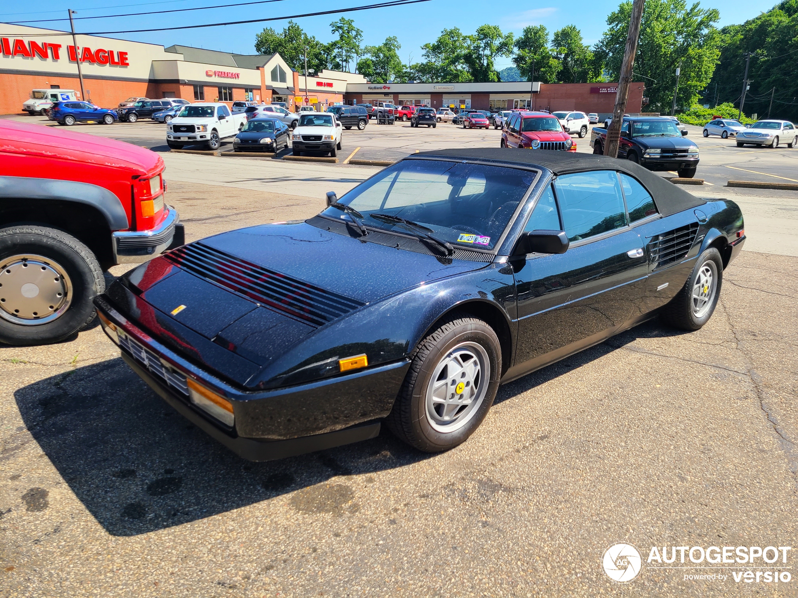 Ferrari Mondial 3.2 Cabriolet