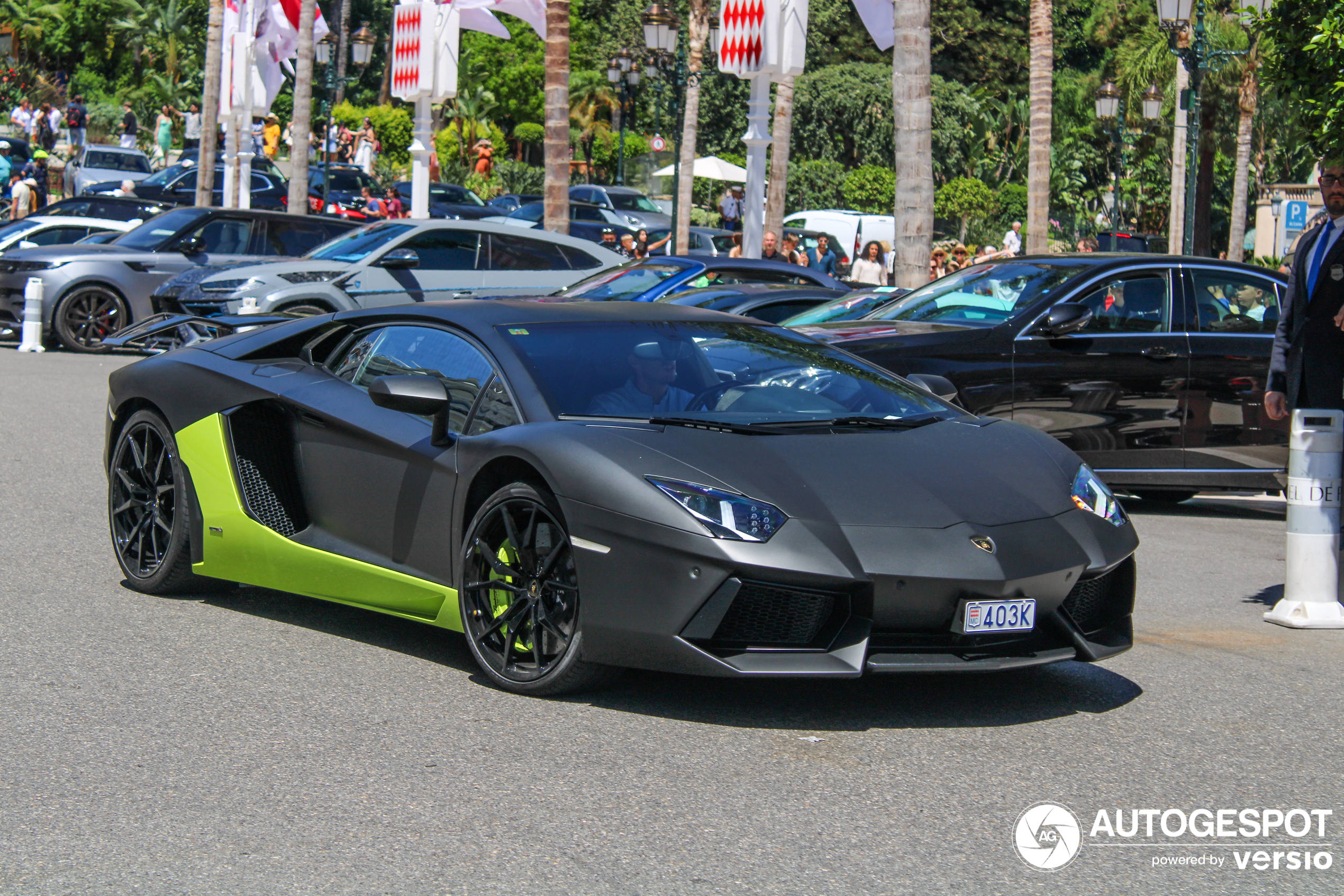 Lamborghini Aventador LP700-4