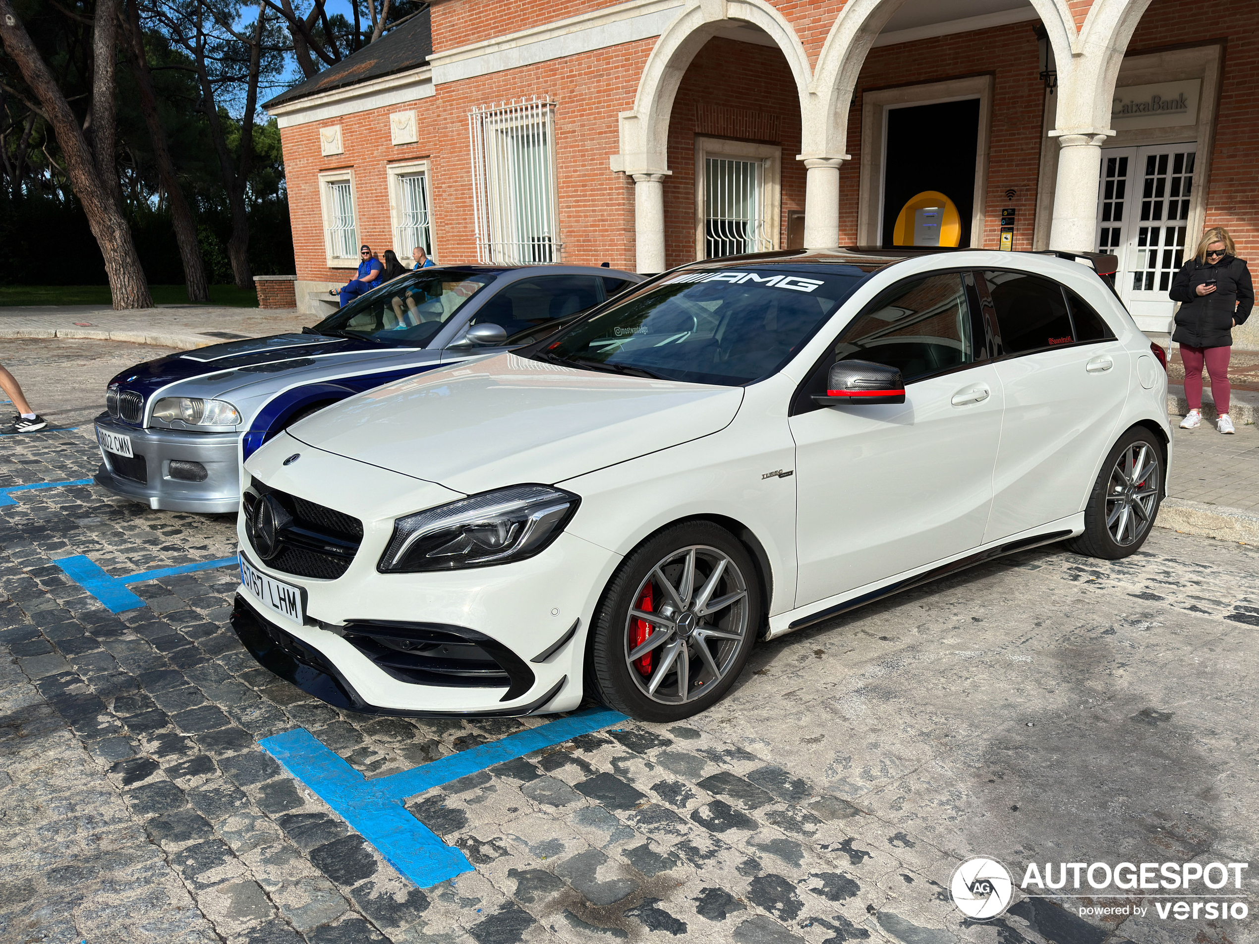 Mercedes-AMG A 45 W176 2015